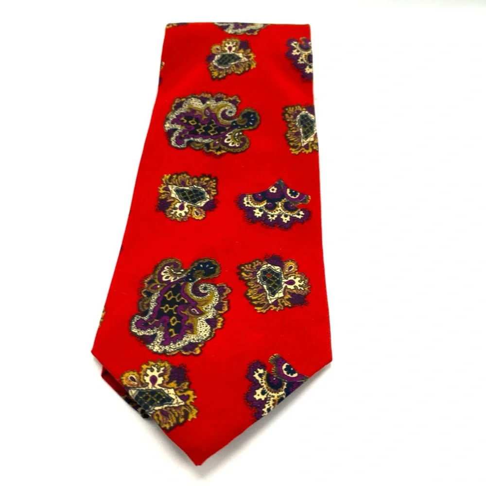 NEW Christian Dior Italy, Men’s 100% Silk Red Gold Abstract Men’s Neck Tie